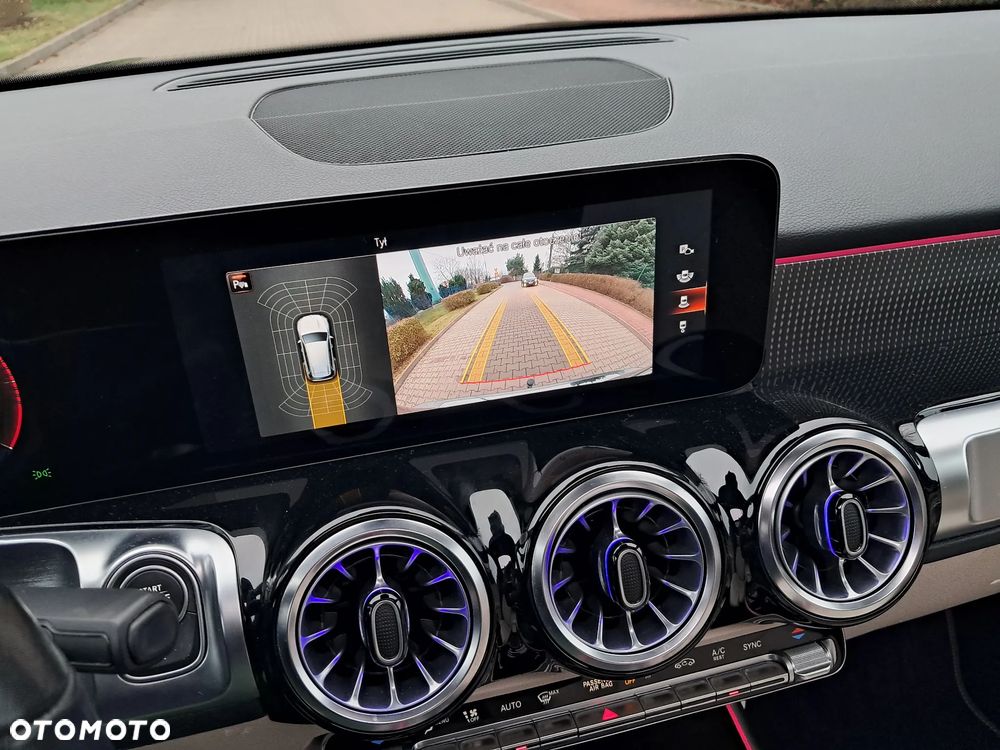 Mercedes-Benz GLB 200 d 8G-DCT Progressive Advanced - 26