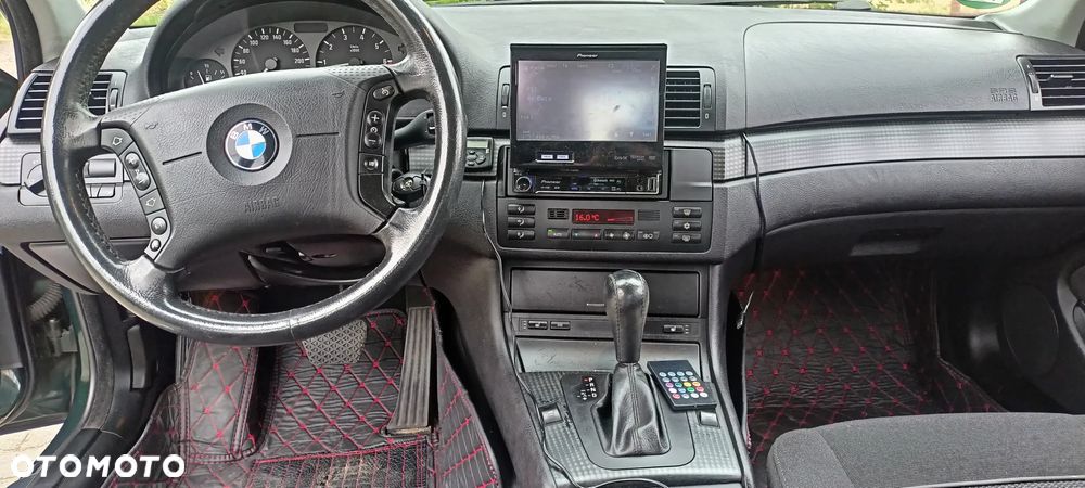 BMW Seria 3 - 32