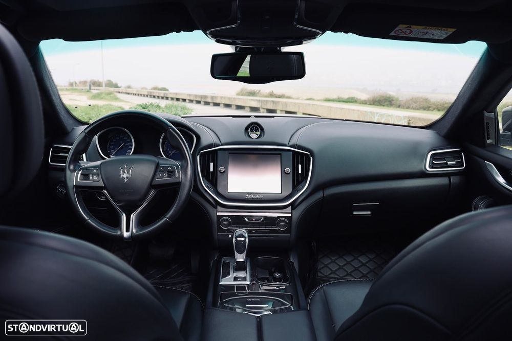 Maserati Ghibli 3.0 V6 - 9