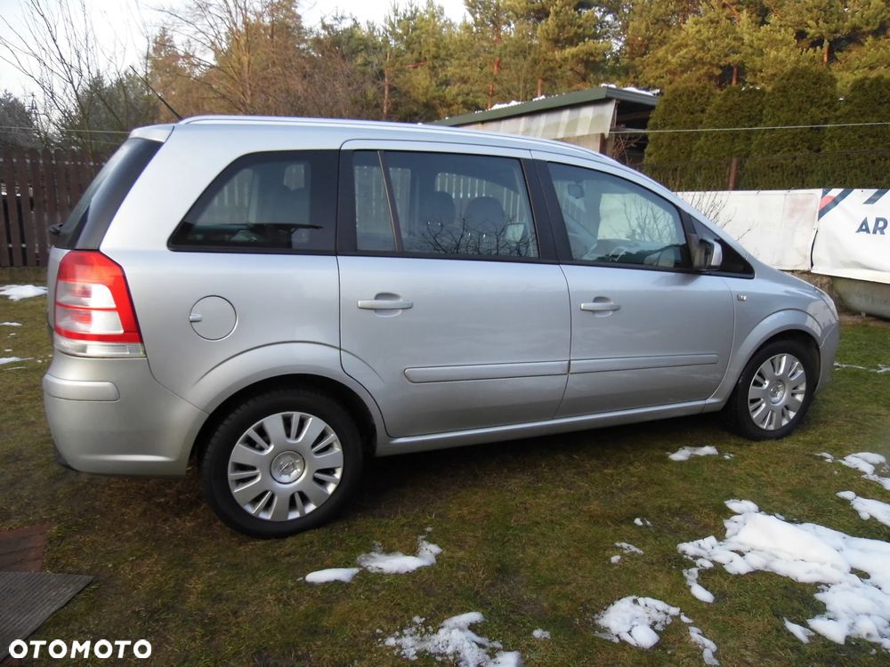 Opel Zafira 1.8 Design Edition - 7