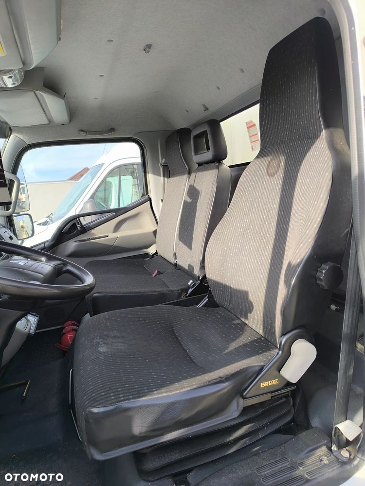 Mitsubishi Fuso center - 19