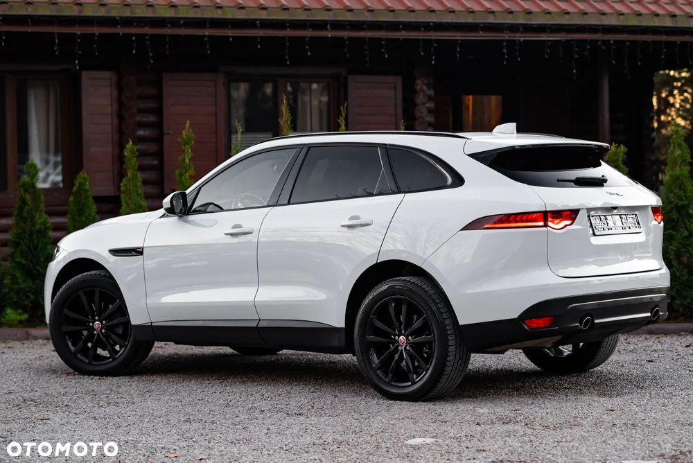 Jaguar F-Pace 25d AWD Prestige - 10