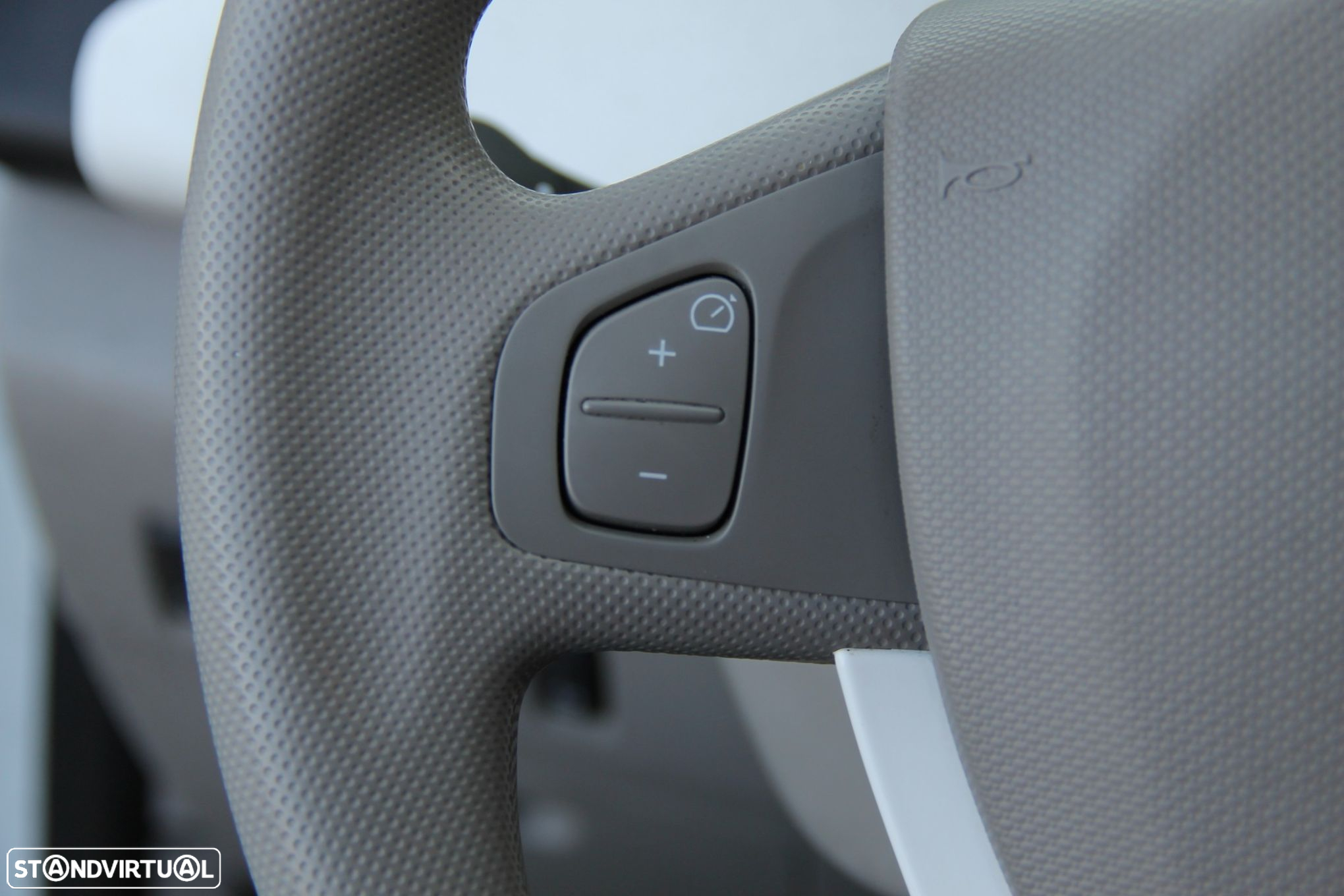 Renault Zoe - 15