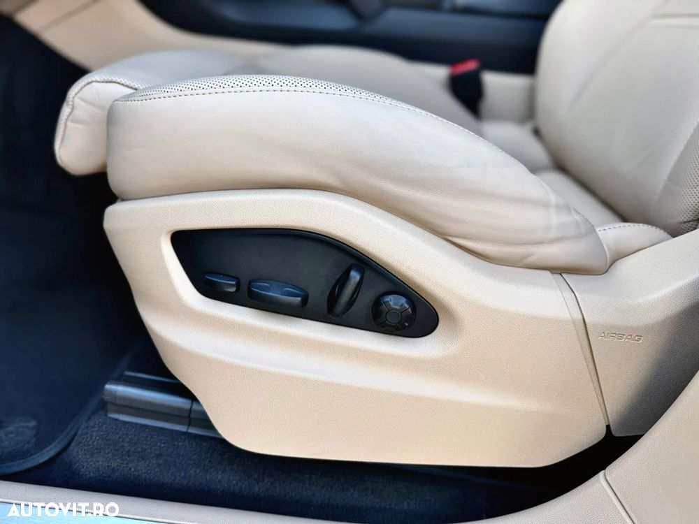 Porsche Cayenne Tiptronic S Platinum Edition - 12