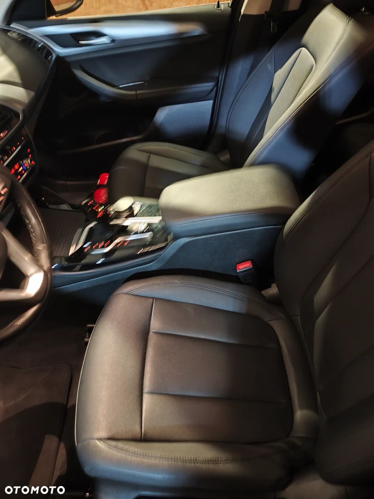 BMW X4 xDrive20i sport - 13