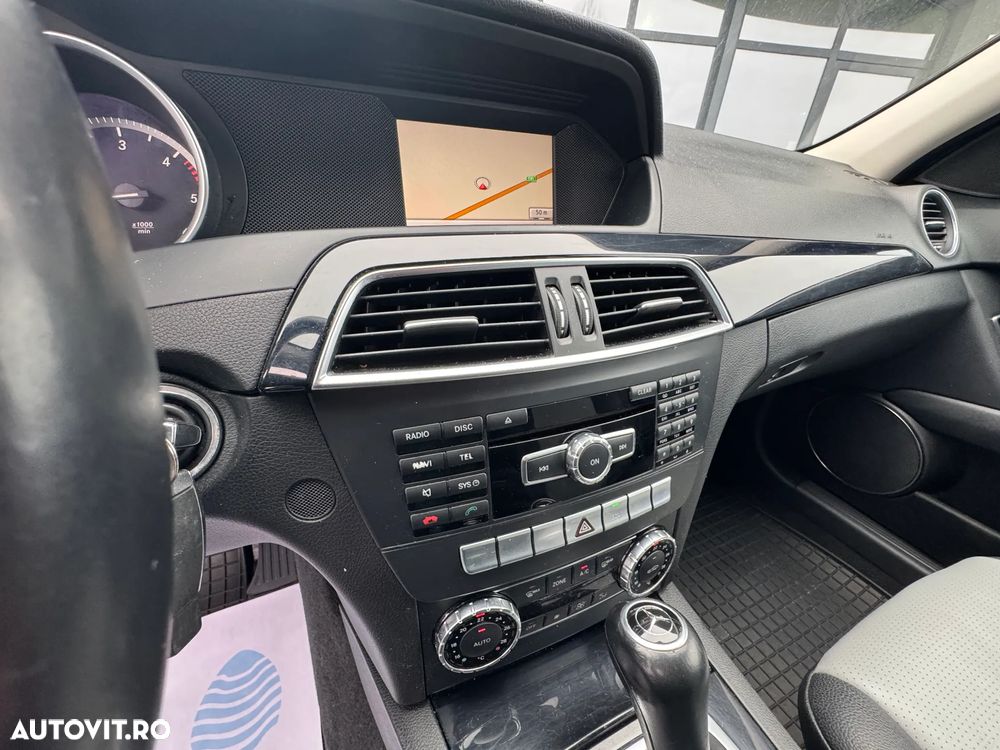 Mercedes-Benz C 200 d Aut. - 27