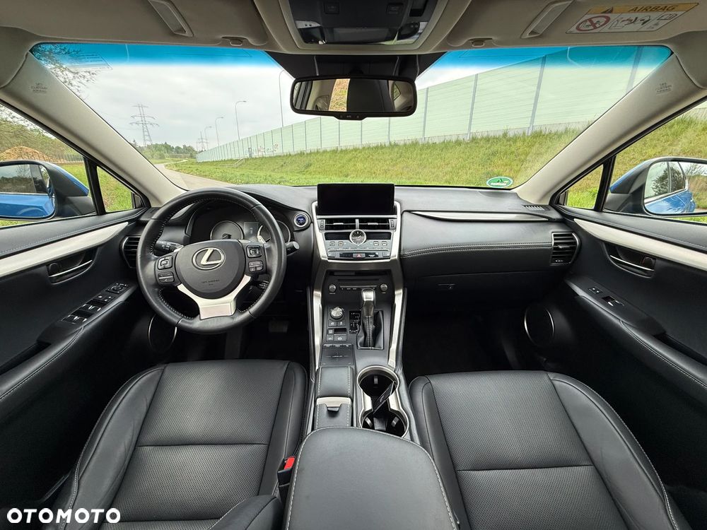 Lexus NX 300h Elegance AWD - 27