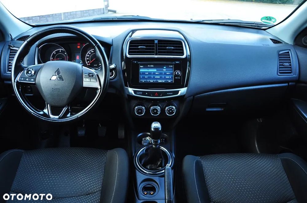 Mitsubishi ASX 1.6 DI-D 2WD Top - 32