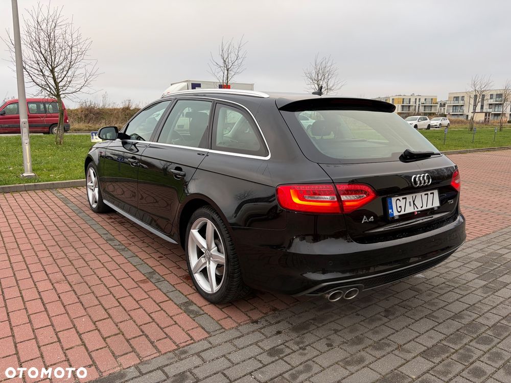 Audi A4 Avant 2.0 TDI DPF clean diesel multitronic S line Sportpaket - 3