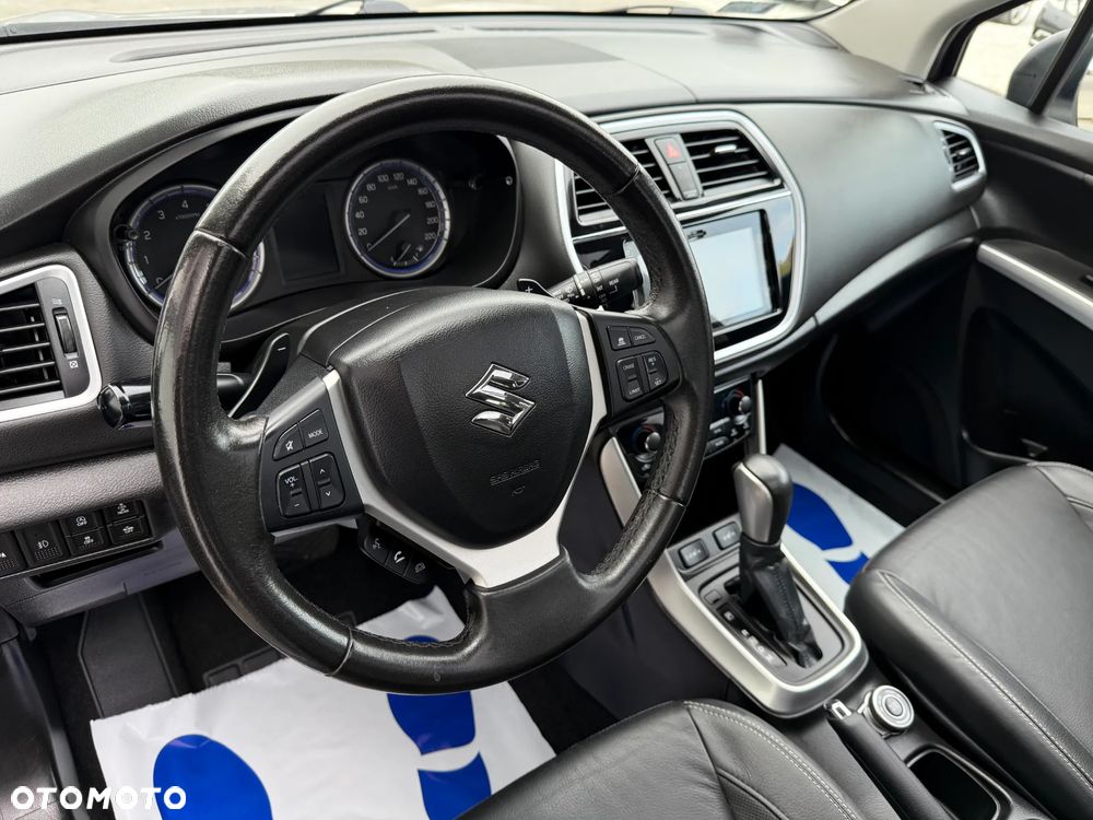 Suzuki SX4 S-Cross 1.4 T Premium 4WD - 13