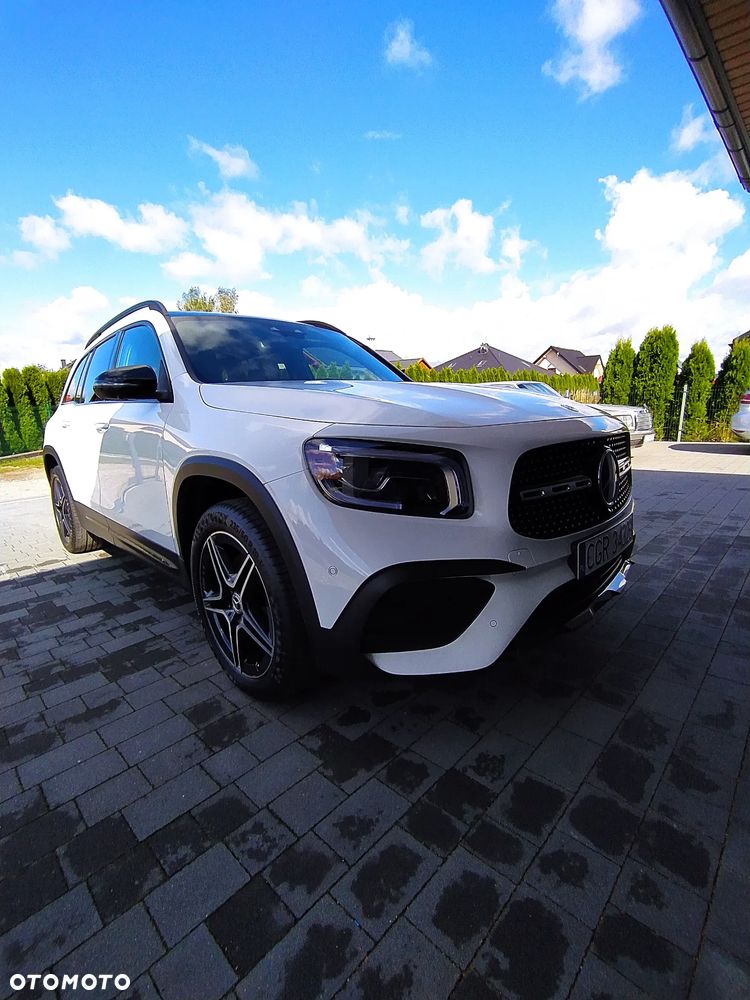 Mercedes-Benz GLB 250 4-Matic AMG Line 8G-DCT - 1