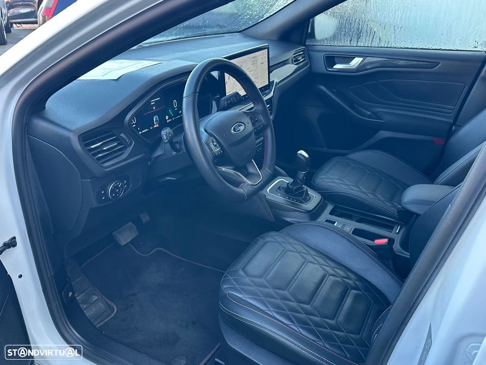 Ford Focus 1.0 EcoBoost MHEV ST-Line X Aut. - 2