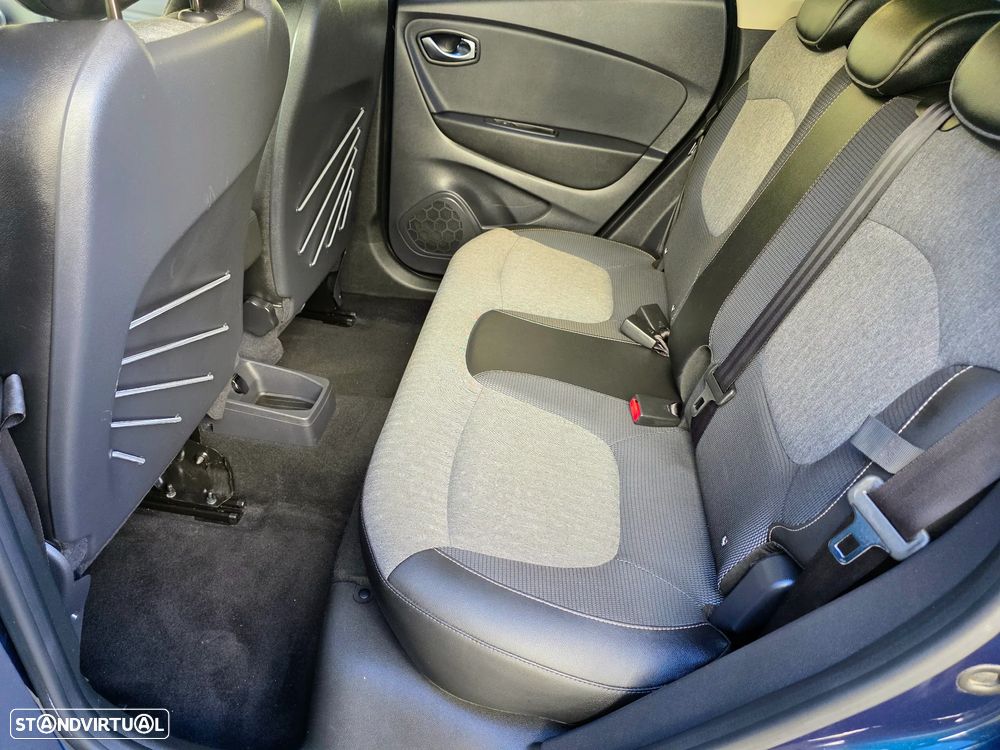 Renault Captur 1.2 TCe Exclusive XMOD - 46