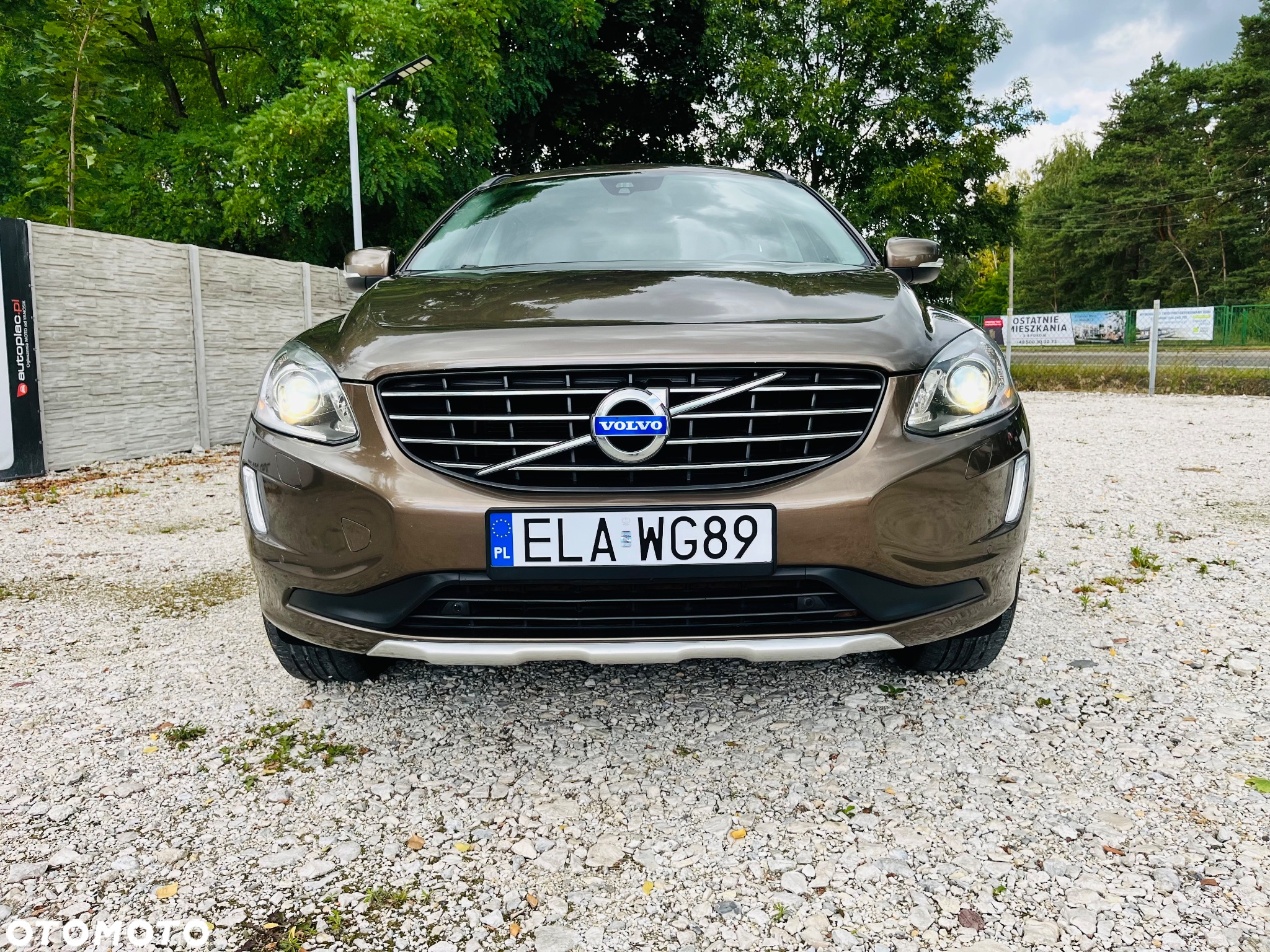Volvo XC 60 D4 Momentum - 11