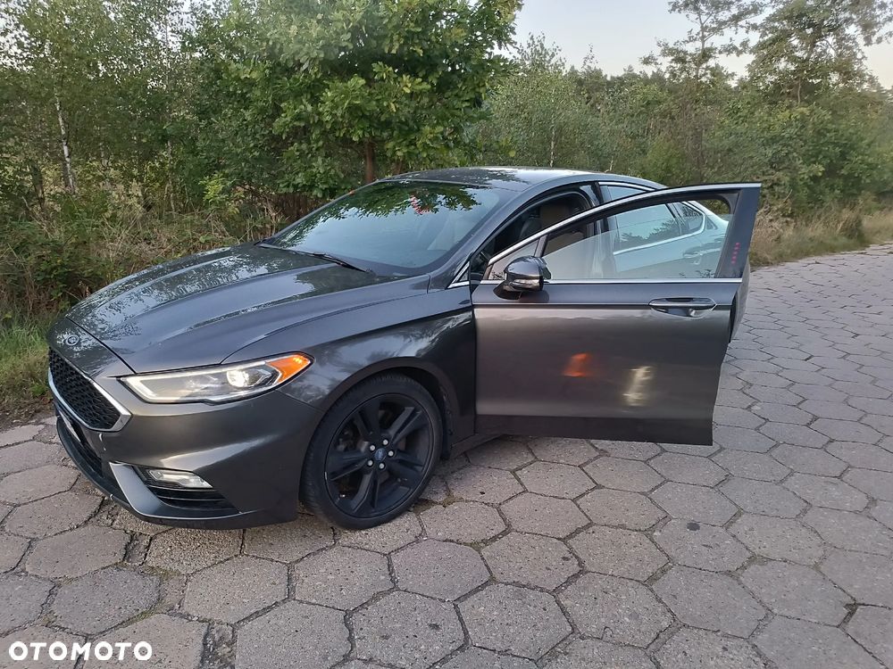 Ford Fusion - 14
