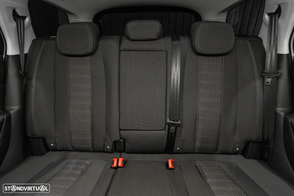 Peugeot 308 BlueHDi 130 EAT8 Allure - 27