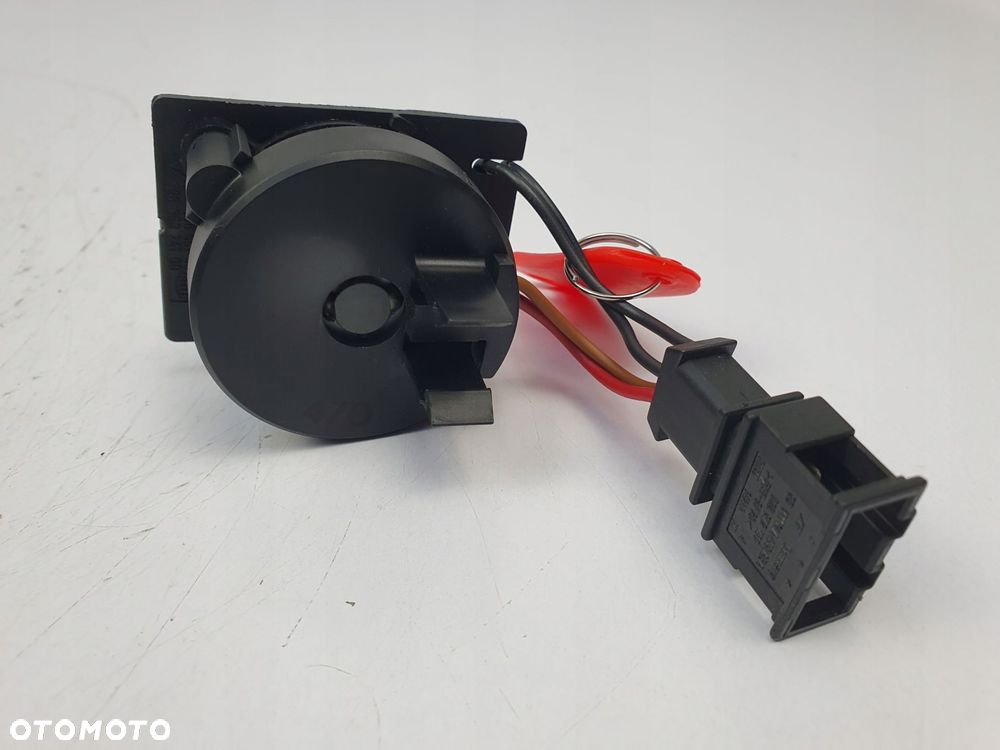 CZUJNIK TEMPERATURY WEWNĘTRZNEJ Prosche Boxster 996 99665324100 - 8