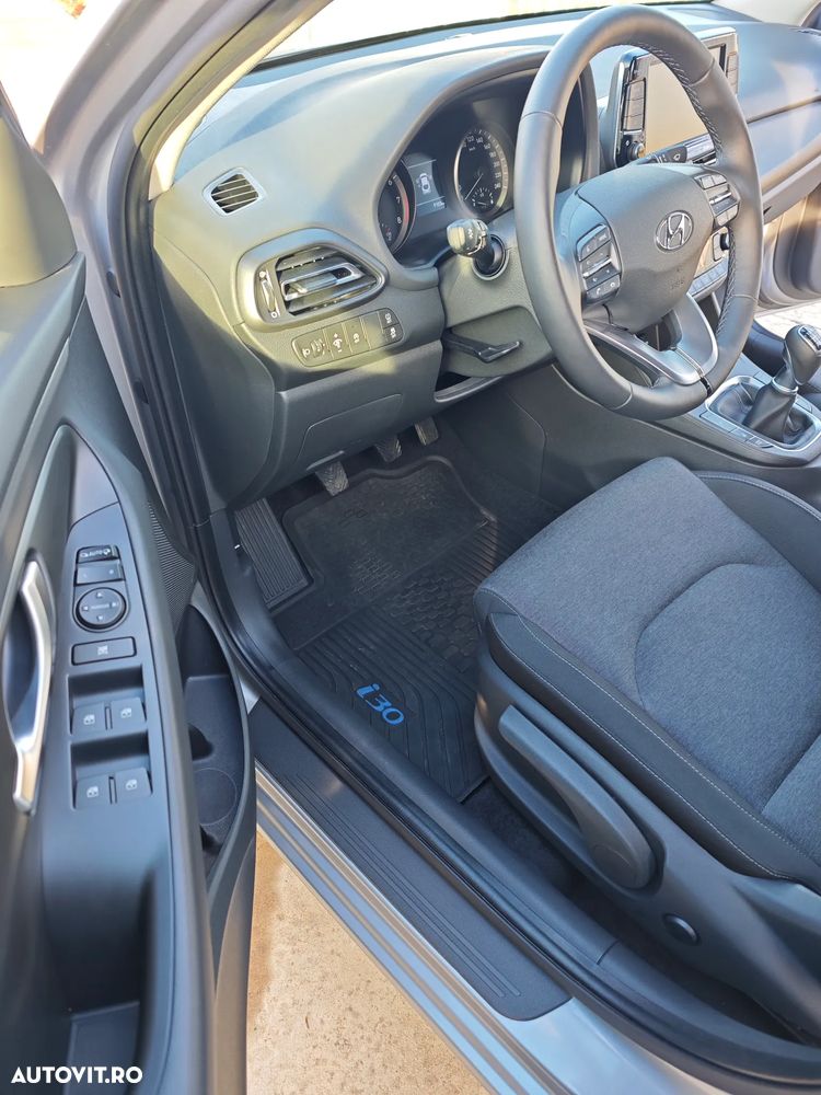 Hyundai i30 1.5 T-GDI MHEV 160CP Highway - 8