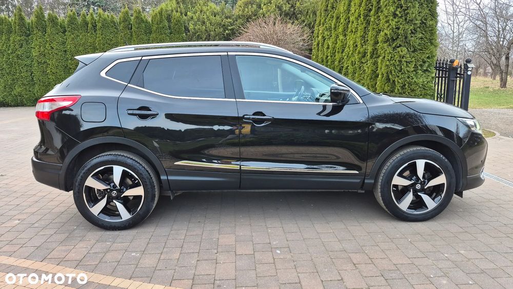 Nissan Qashqai 1.6 DIG-T 360 - 6