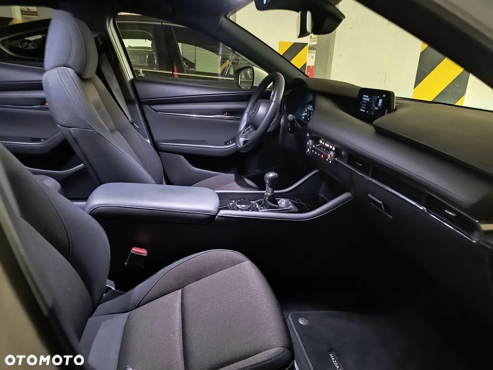 Mazda 3 - 11