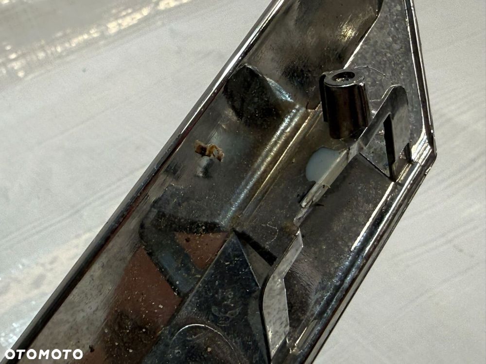 Toyota Auris II Lift 2015-2019 listwa chrom atrapa 53111-02A00 - 8