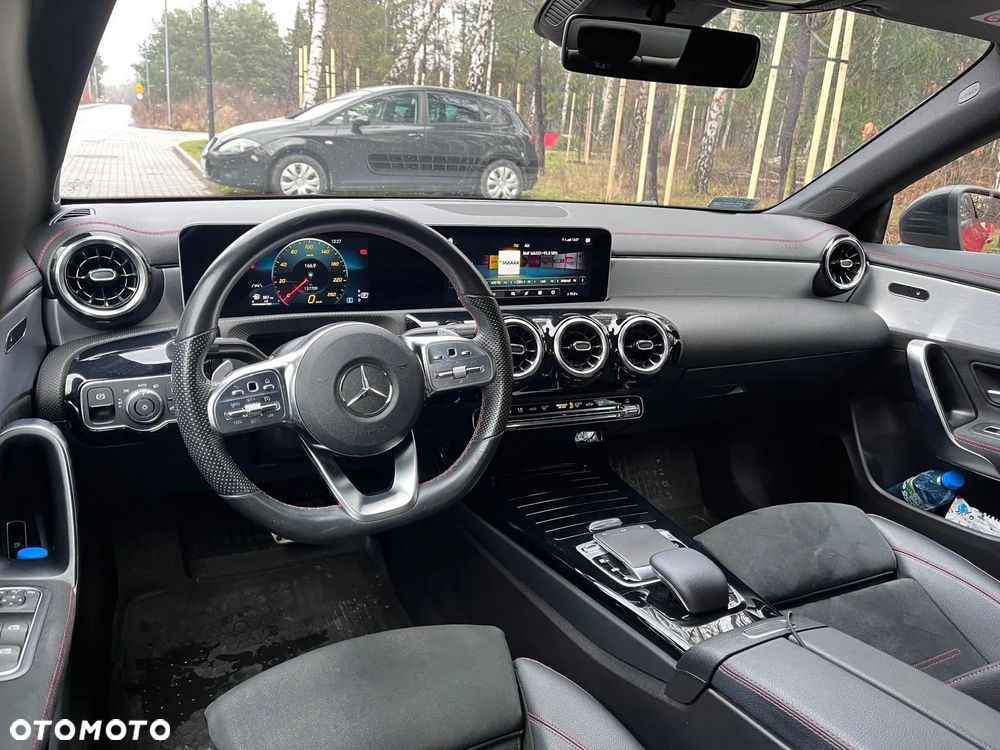 Mercedes-Benz CLA - 2