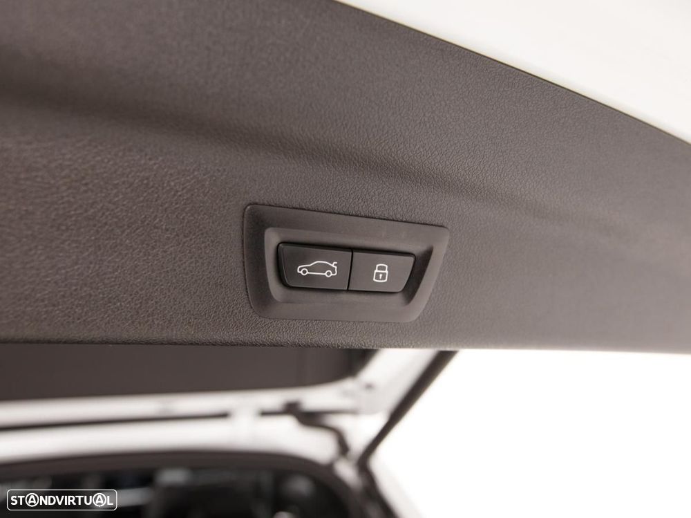 BMW X1 xDrive25e Pack Desportivo M - 19