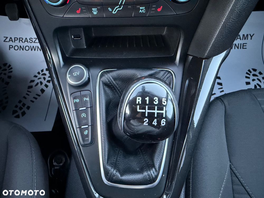 Ford Focus 1.0 EcoBoost Titanium - 27