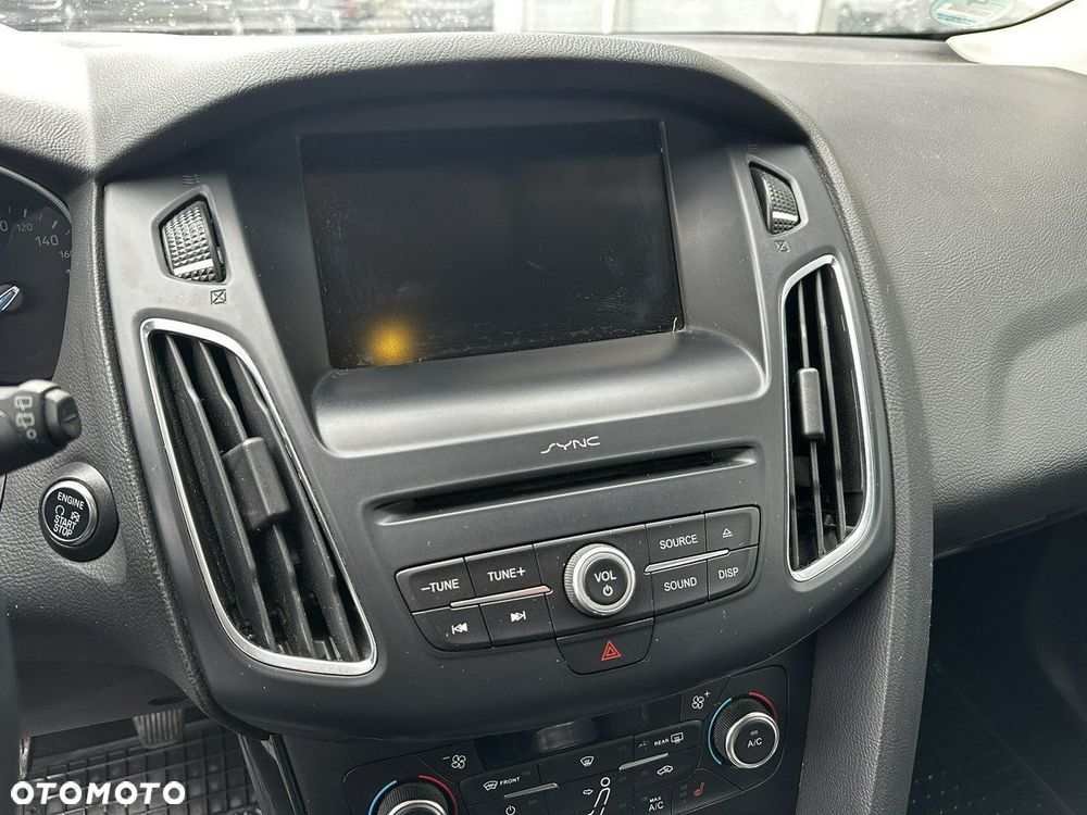 Ford Focus 1.0 EcoBoost Titanium Business - 10