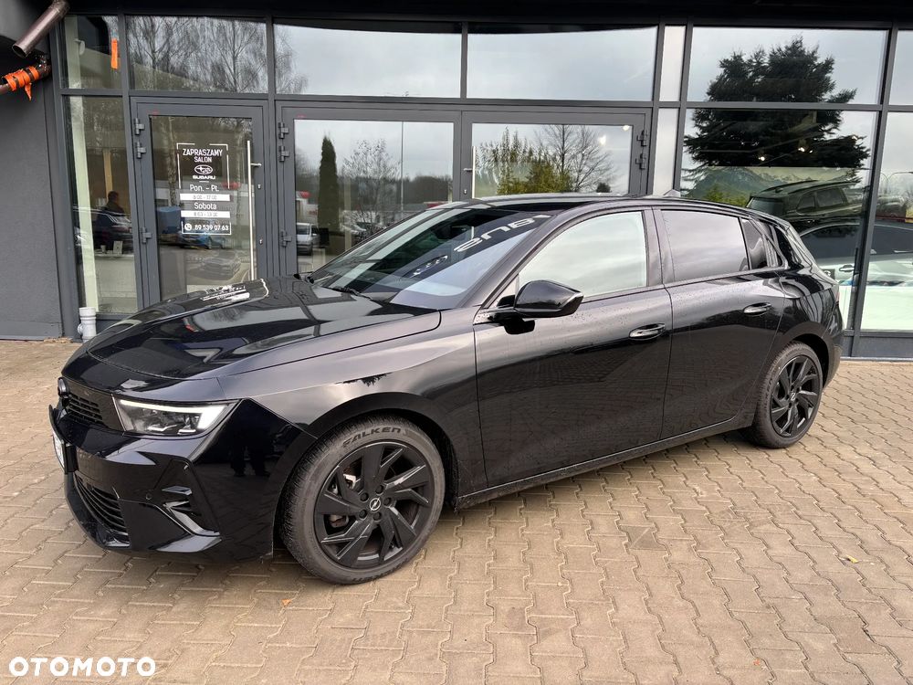 Opel Astra 1.2 Turbo Automatik GS - 2