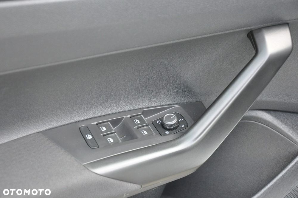 Volkswagen Taigo 1.5 TSI ACT R-Line DSG - 10