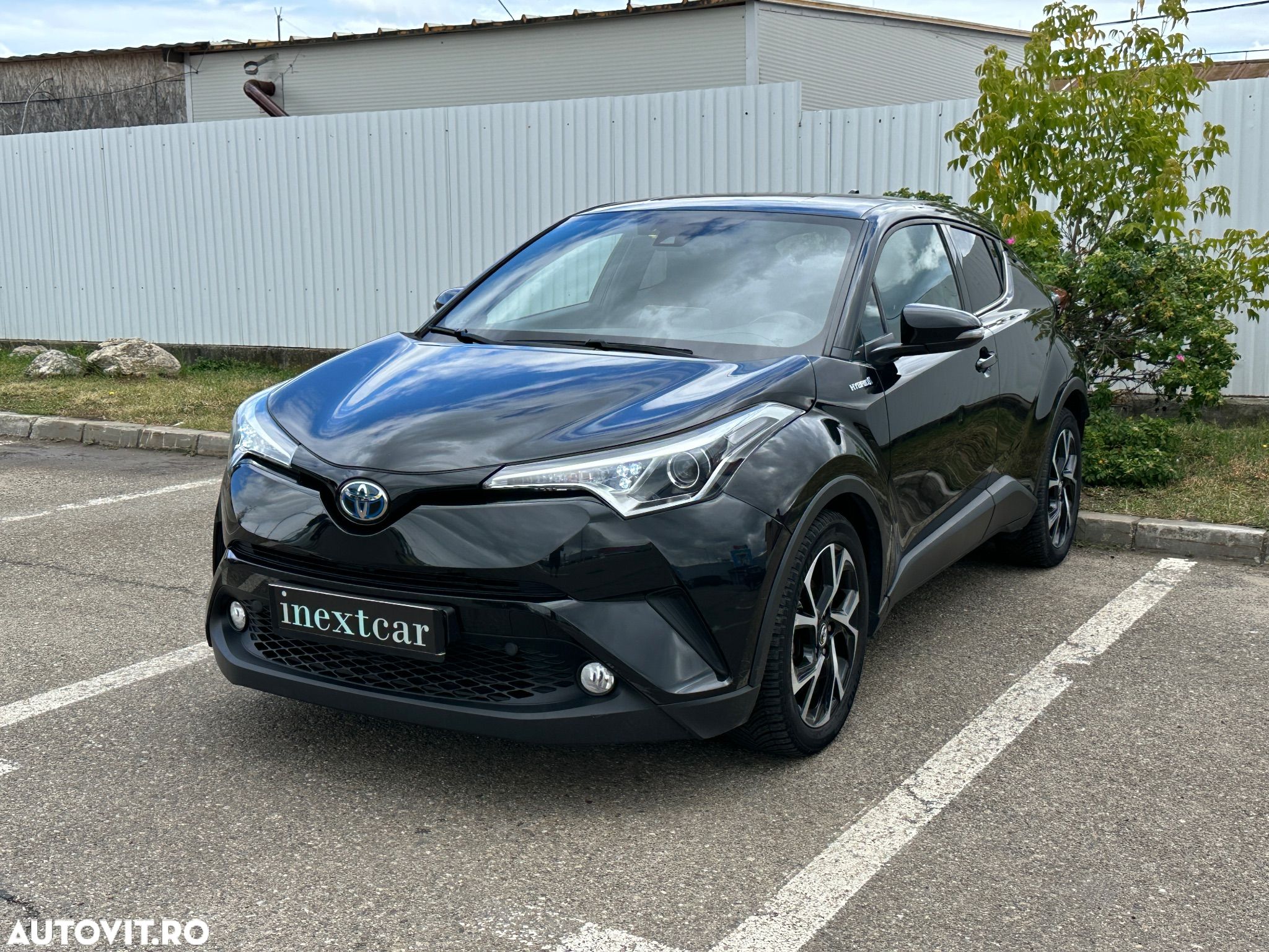 Toyota C-HR 1.8 HSD 4x2 CVT C-ult - 1