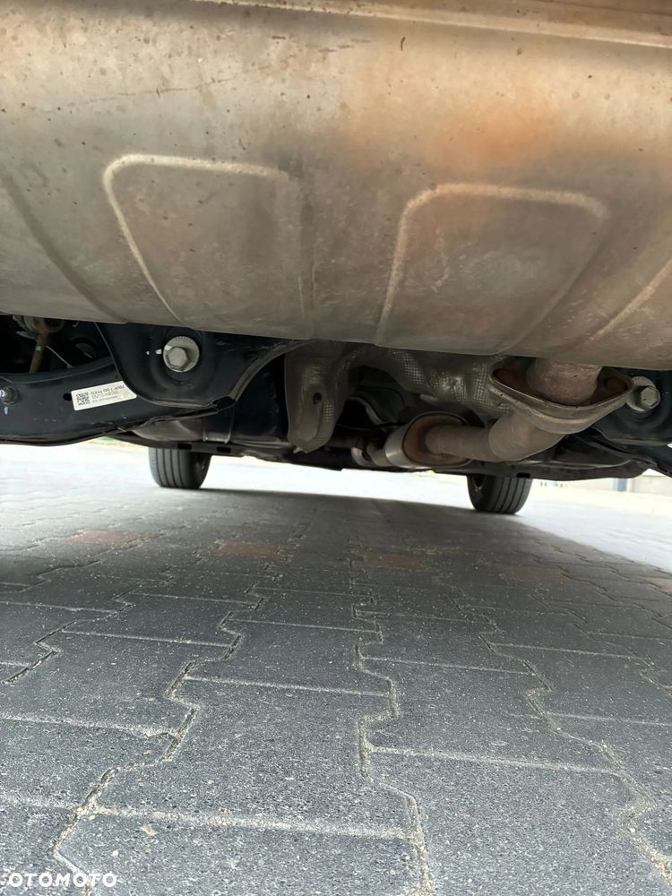 Hyundai Tucson 1.6 T-GDi HEV Executive 2WD - 13