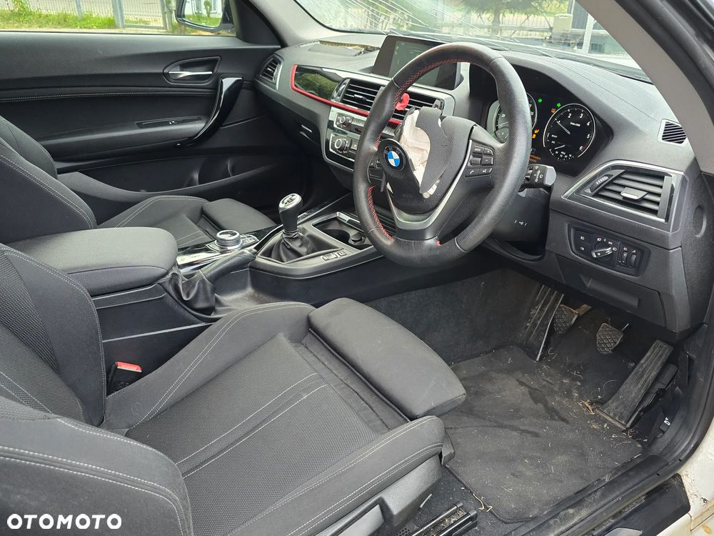 BMW Seria 1 116d Sport Line - 18