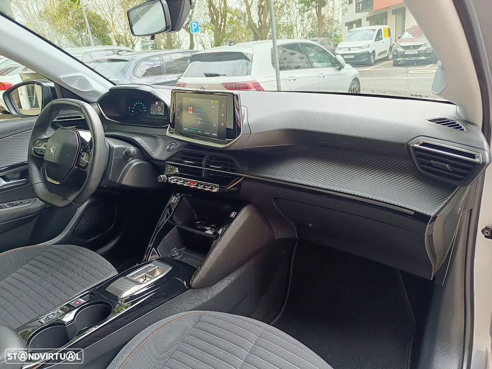 Peugeot e-208 Active Pack - 17