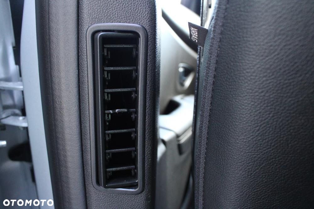 Renault Grand Scenic - 30