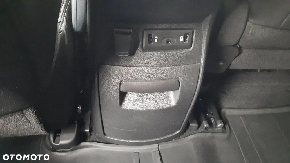 Renault Grand Scenic ENERGY TCe 160 EDC BOSE EDITION - 22