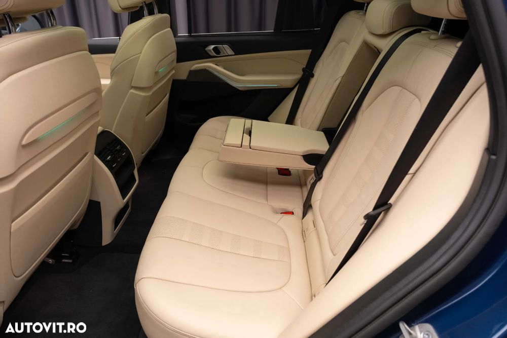 BMW X5 xDrive45e - 12