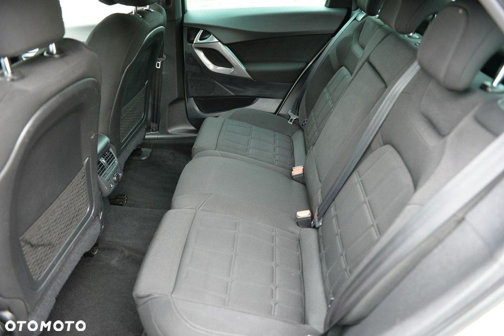 Citroën DS5 HDi 165 Chic - 10