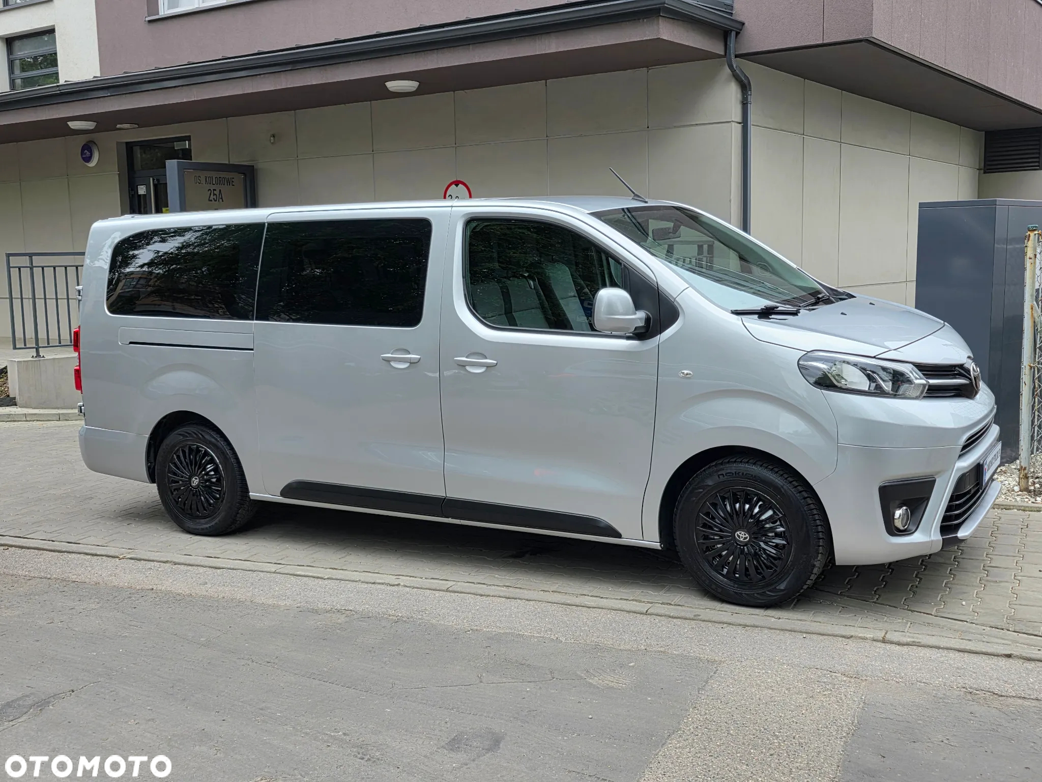 Toyota ProAce Kombi 1.6 D-4D Long 2,7t - 3