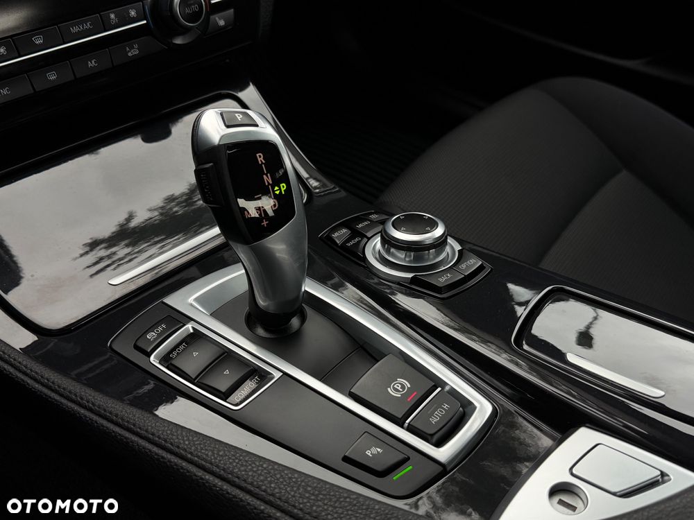 BMW Seria 5 - 24
