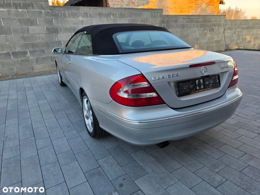 Mercedes-Benz CLK - 11