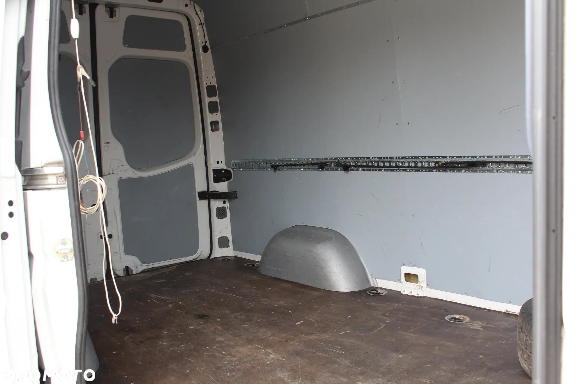 Volkswagen CRAFTER - 10