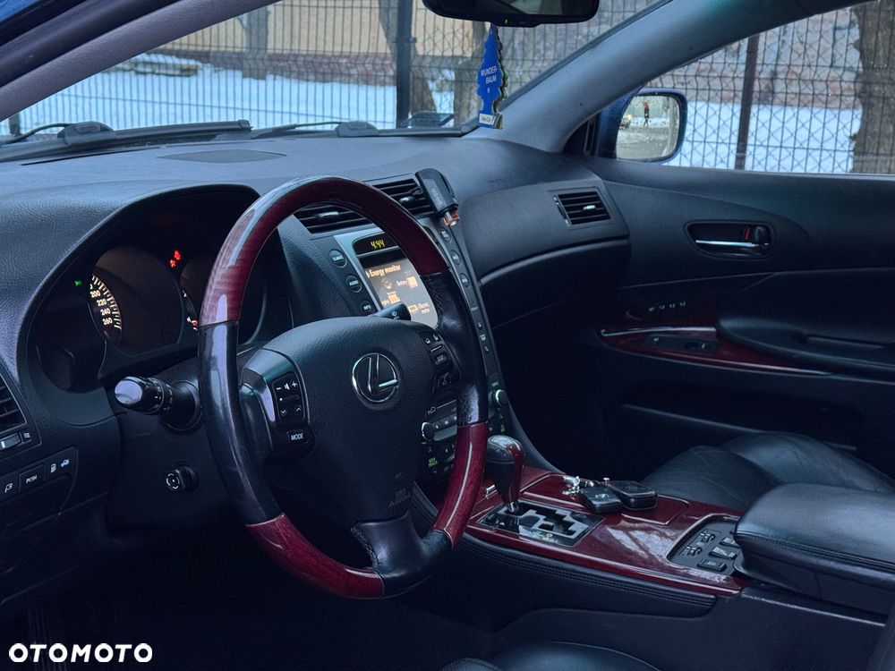 Lexus GS - 15