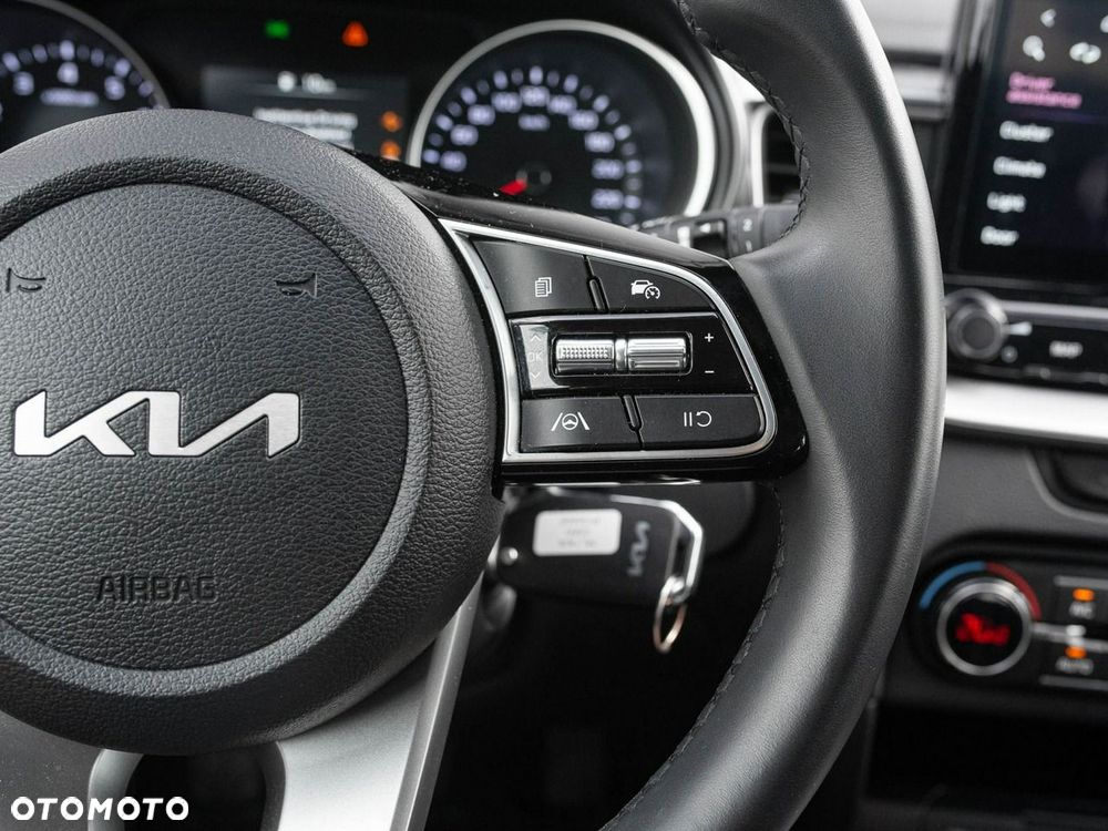 Kia Ceed 1.5 T-GDI M - 14