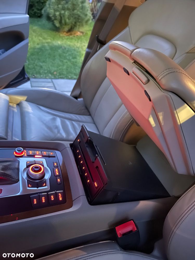 Audi Q7 3.0 TDI DPF quattro tiptronic - 13