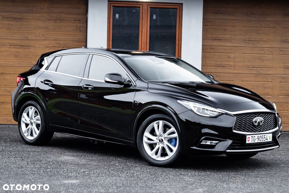 Infiniti Q30 2.2d DCT AWD Sport - 3