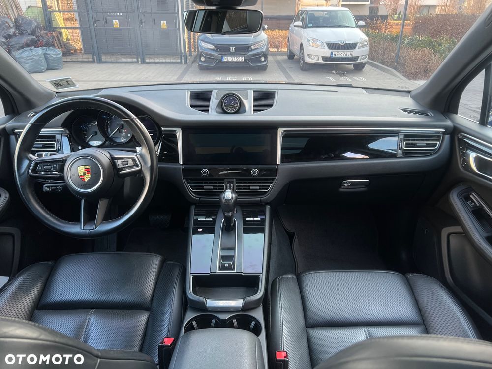 Porsche Macan - 11