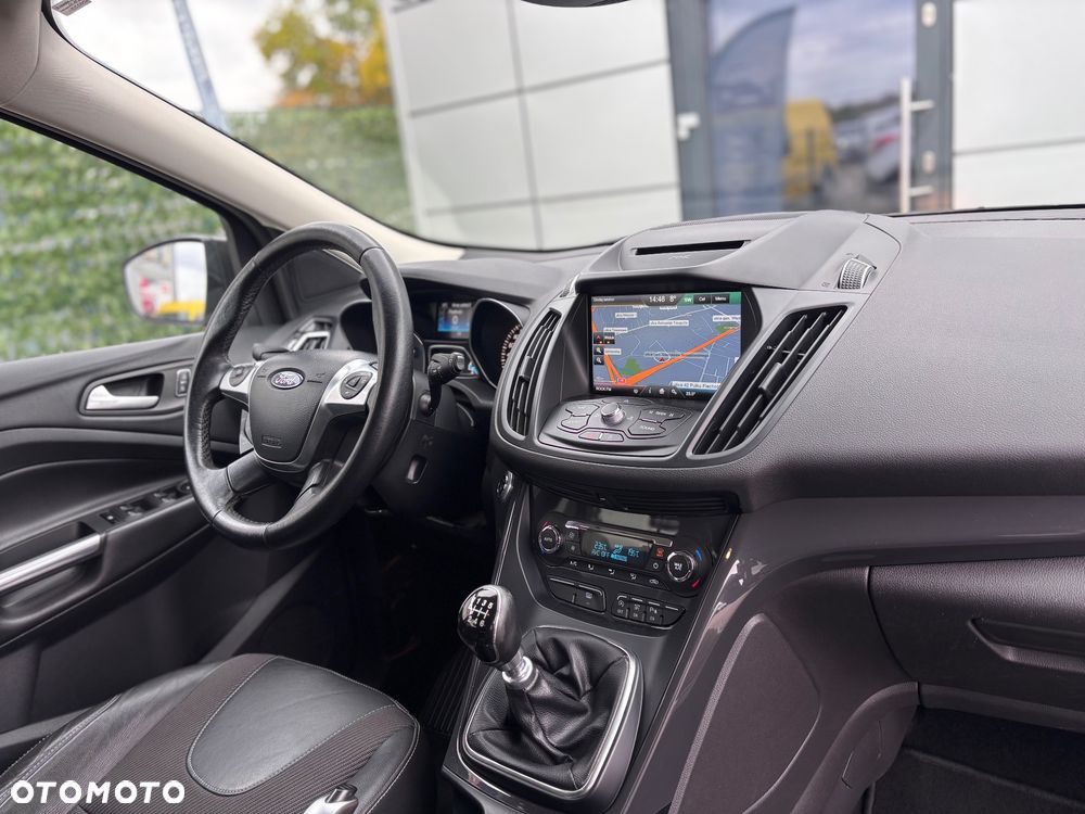 Ford Kuga 2.0 TDCi 2x4 Titanium - 17