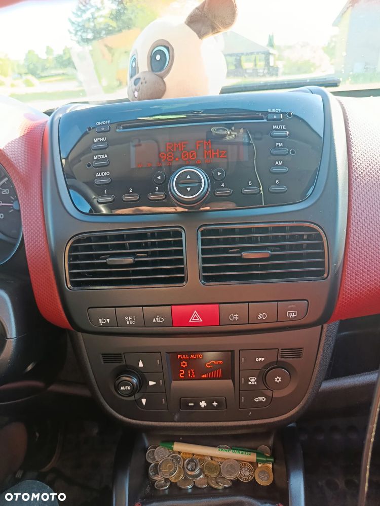 Fiat Doblo 2012 photo 3